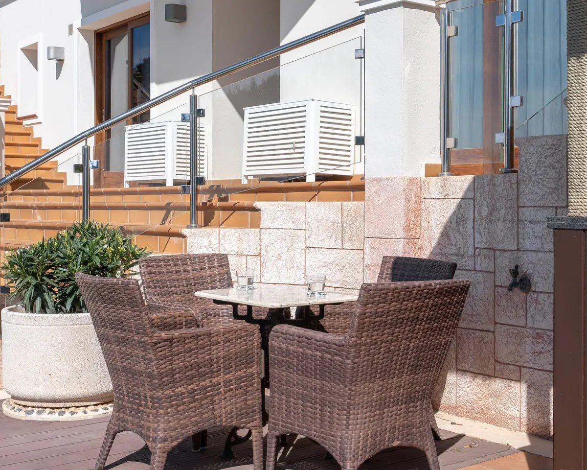 d9e0c414-e4e1-4a9f-9475-699eb6790734