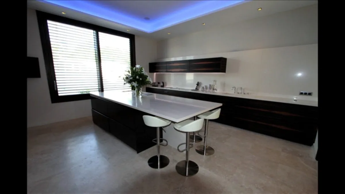 2615ac21-6423-4548-b461-29e1cbbdd9f9