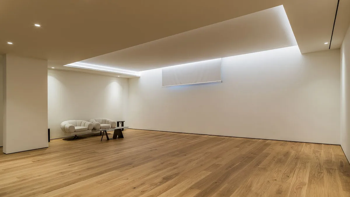 6febf025-32a6-4330-9e5c-9964d2bcb904