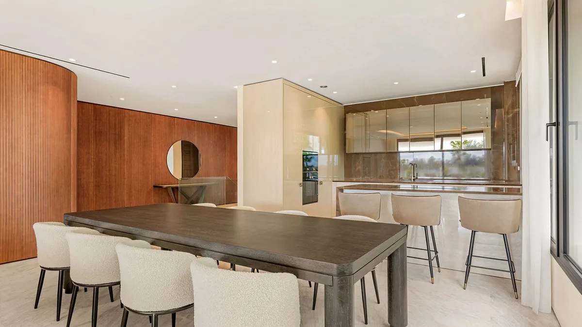 903a1aef-0bfe-4c38-a9c0-496c4274e293