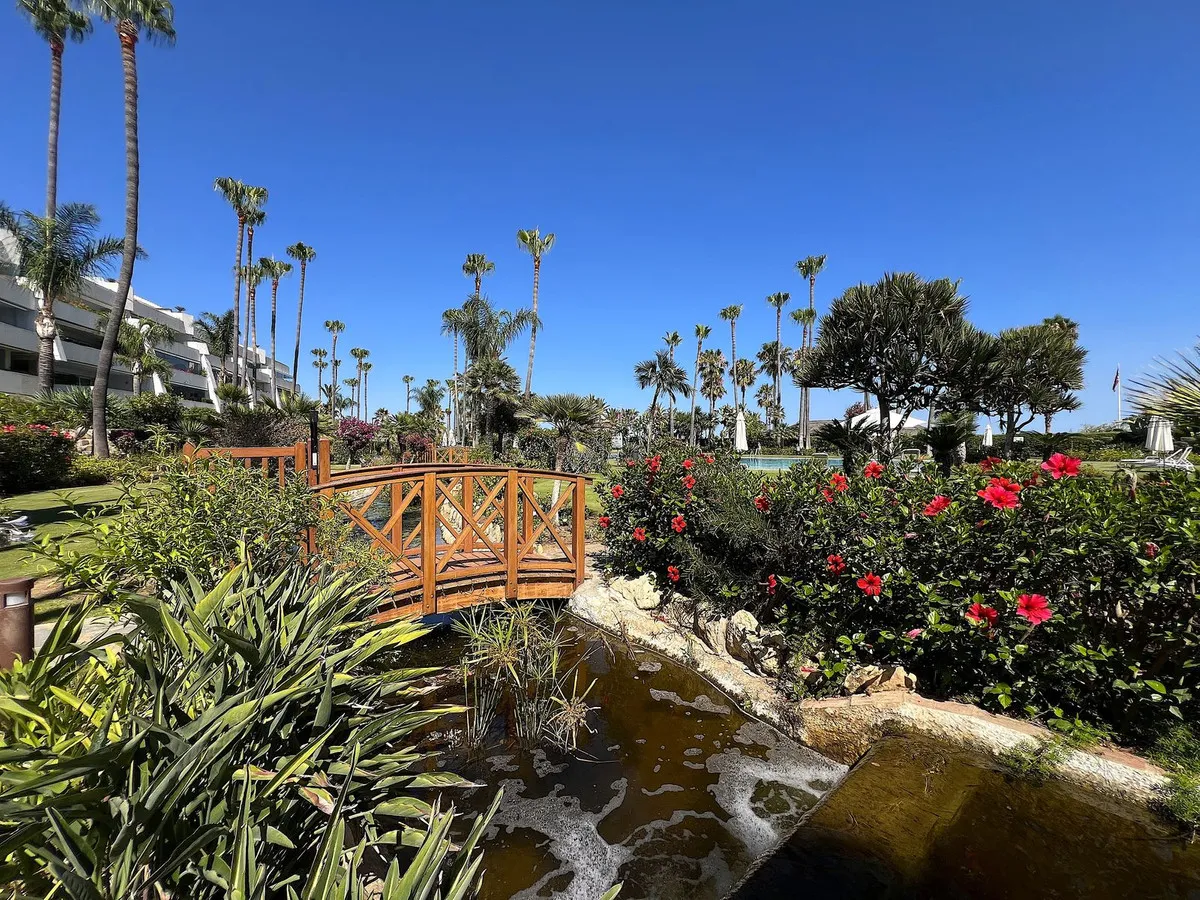 0548881f-b144-42b0-b99c-3bfaf3042ff7