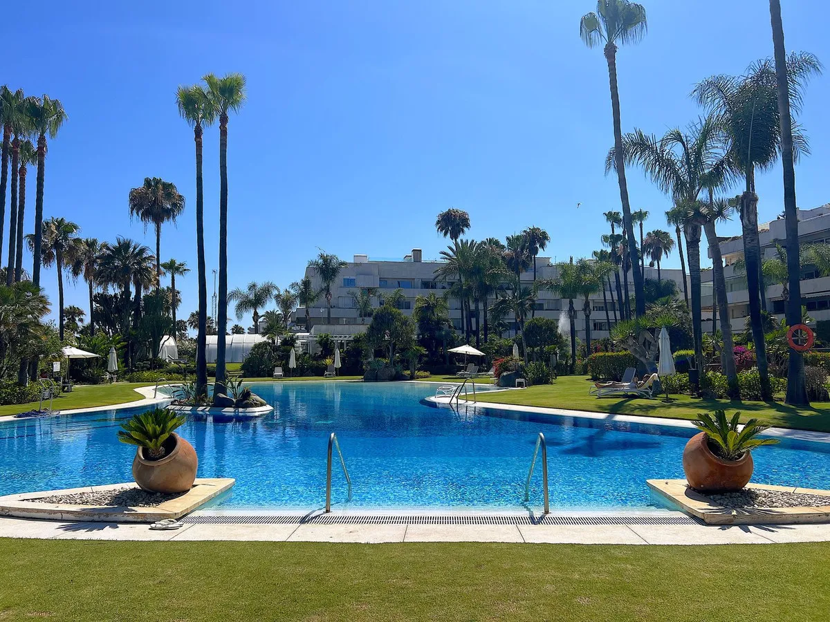 093a1c24-a9ca-4d1a-9711-c1cacedc7be0