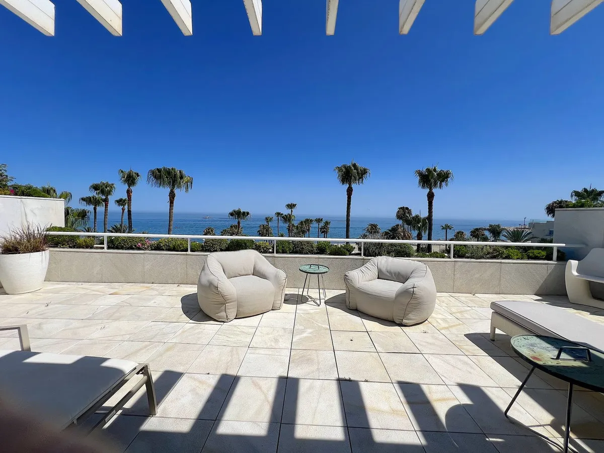 52c4ab3a-7e0d-4a03-8759-901d93812341