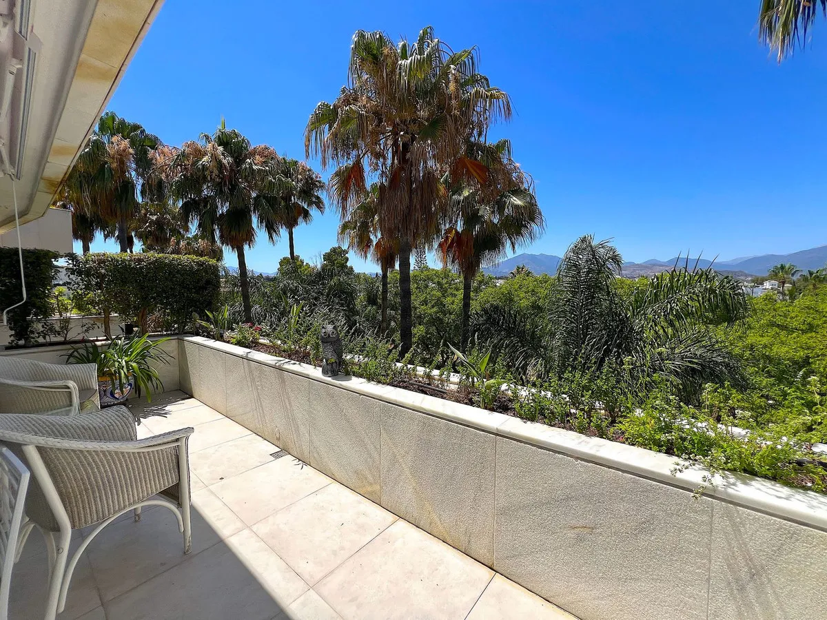 aeed88fa-fc2d-400b-8c96-ab0dd04b4387