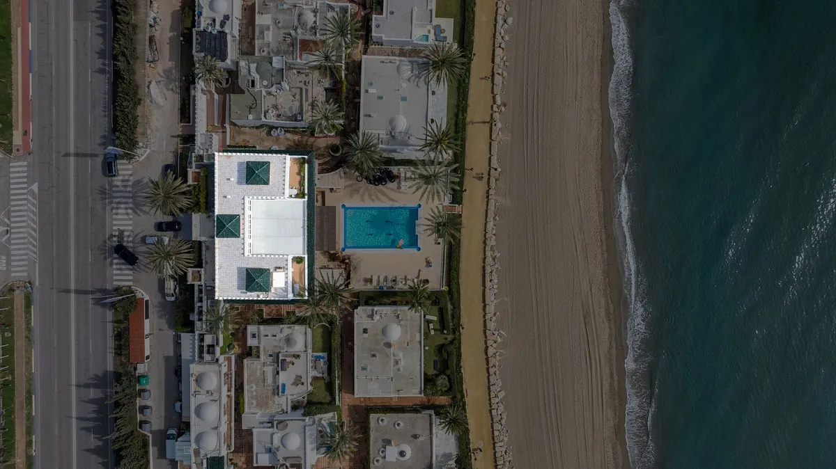 debf6a67-130d-4a65-aac8-35f001dd92f2