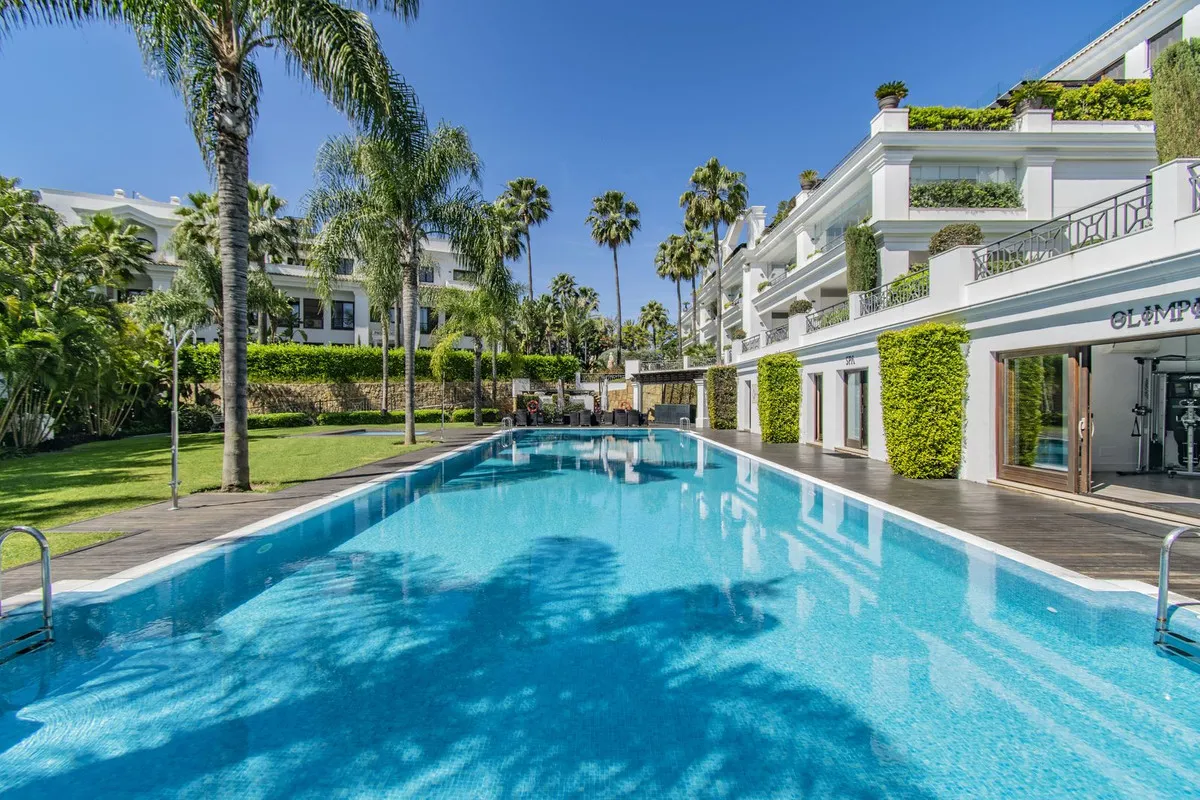 38854e48-1841-42d1-978b-c81253a1b78e