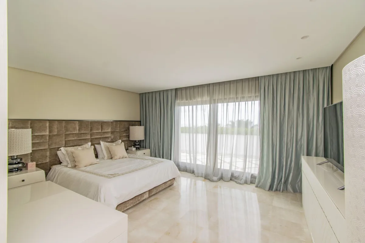 4a9f031b-ad1d-4e50-995d-81f177b1d63f