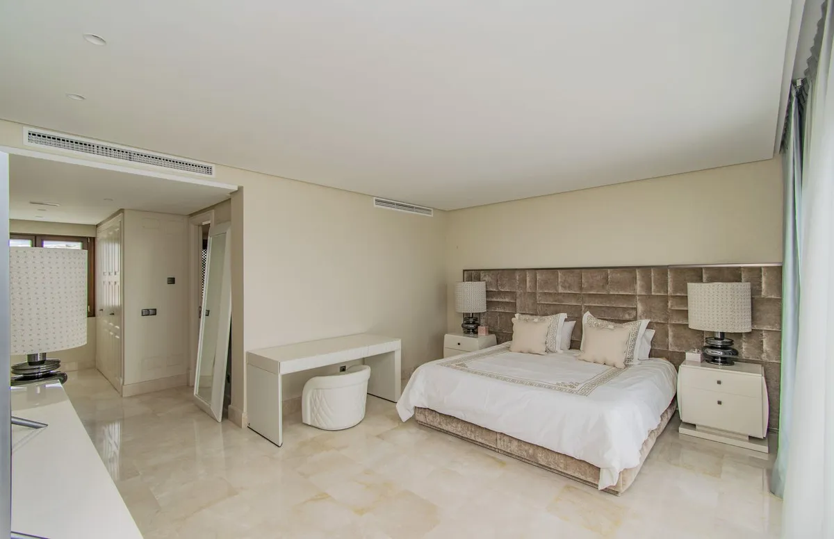 ca0c1c1e-8dd1-45e7-9087-07275004236b