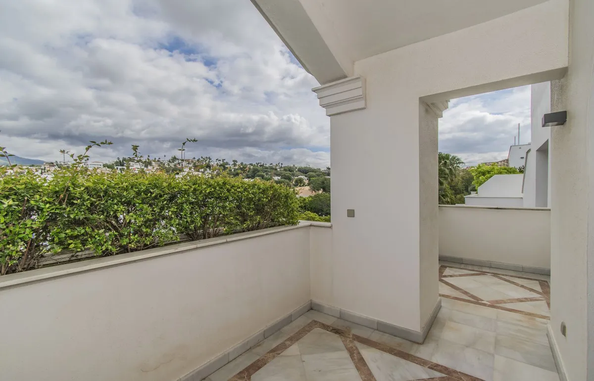 ea5cdcc2-b838-4a2b-a7d8-4ea1796bf5f0