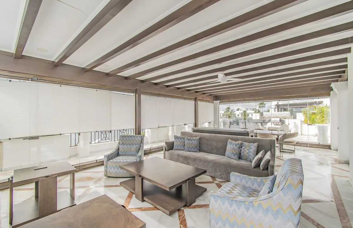 fff21092-e9a2-413b-9a2d-8fe20d11bcc6