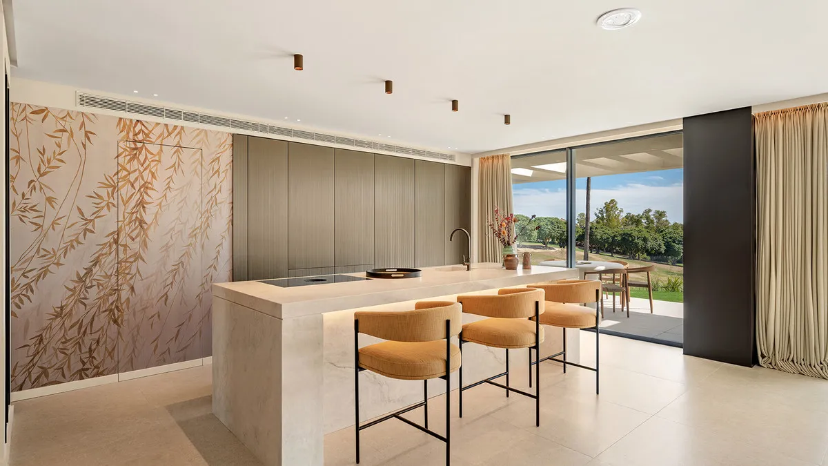 ebbc5857-6895-4314-94f1-df736e82a3c8