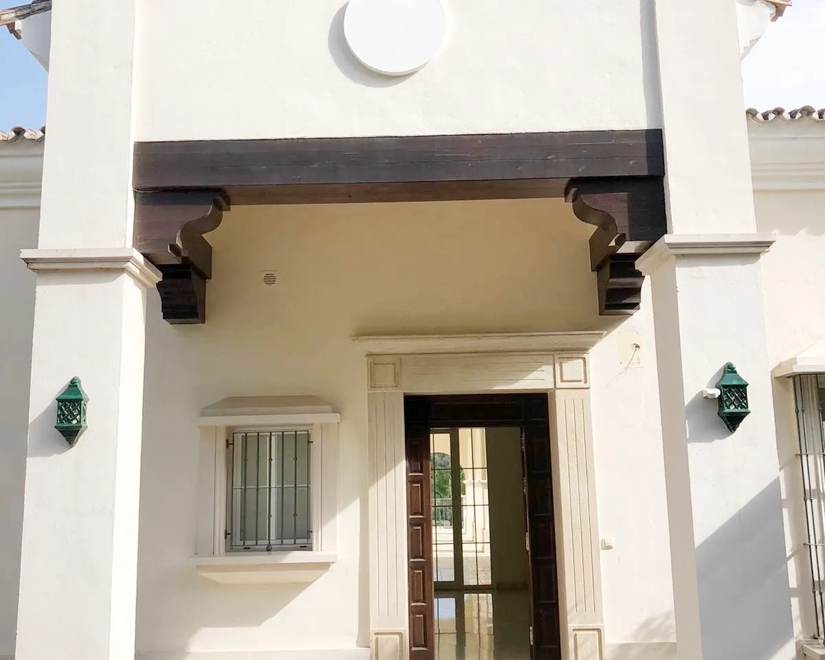 0e5fa4f8-9165-4ebd-a7fc-a78faddf479d