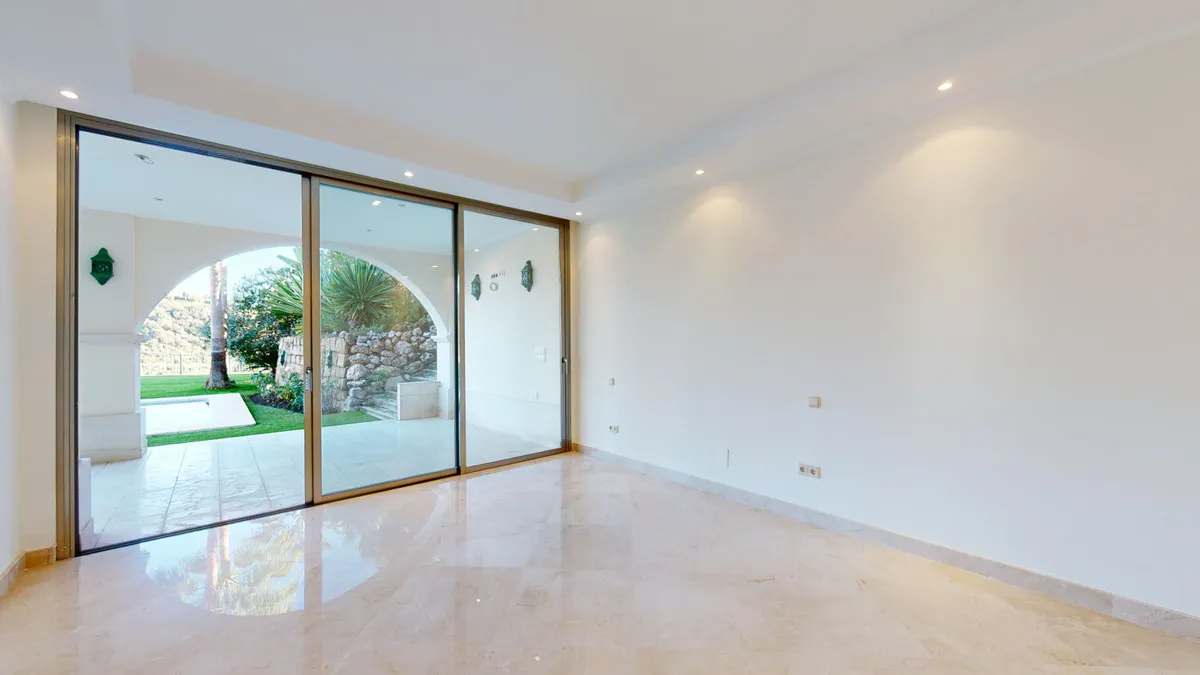 add090ba-1cca-44c6-8974-985558ba9bce