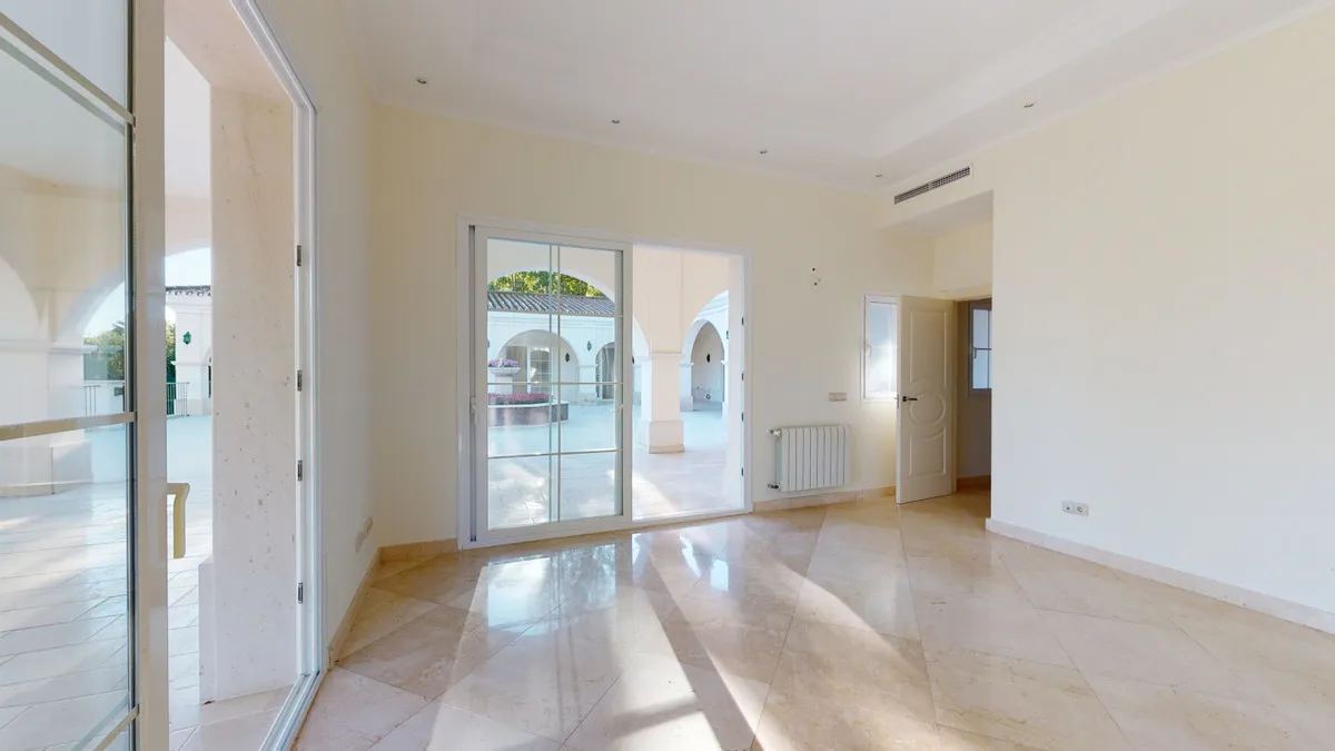 b5695b3a-719c-4f4e-8241-3604284ee40a