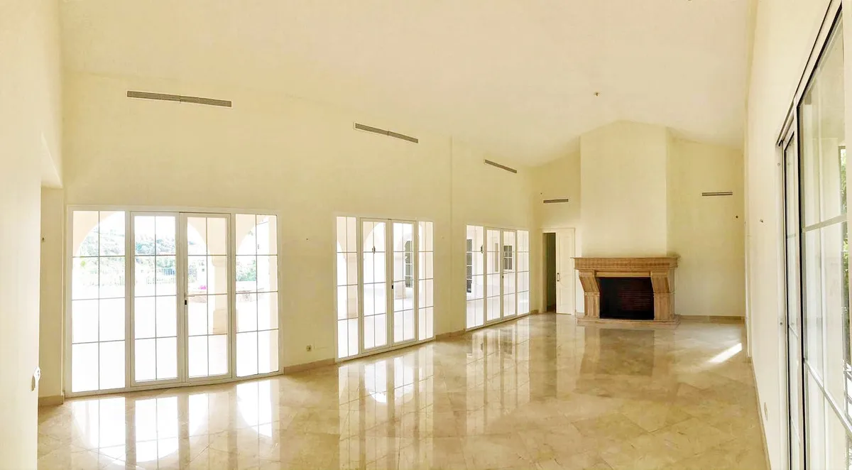 ba9e705c-e7fb-404b-b200-453d6a4eb41b