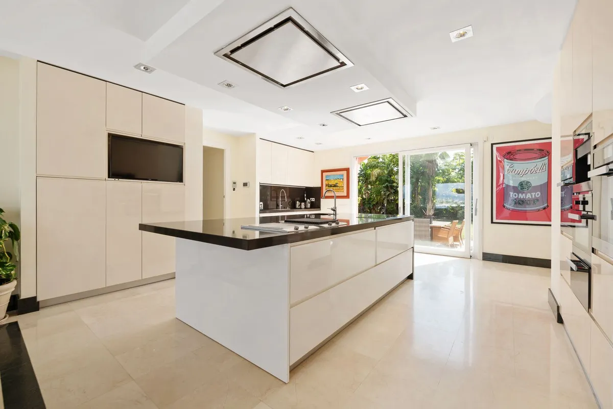 4a644933-4d85-4eca-b95e-2c14baba01d0