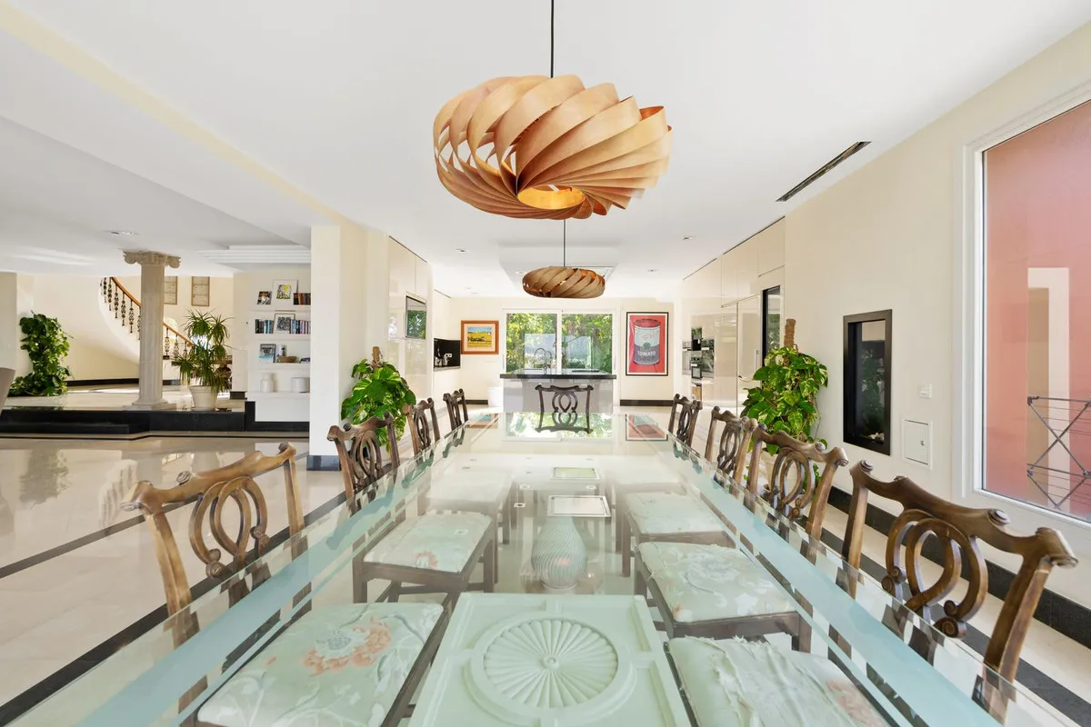 5ae921db-fee2-4dd1-84d8-6905308a0e7b