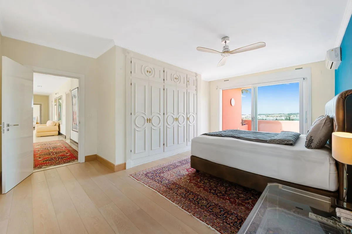 db863552-2499-488a-b9c6-ac308e53b9f9