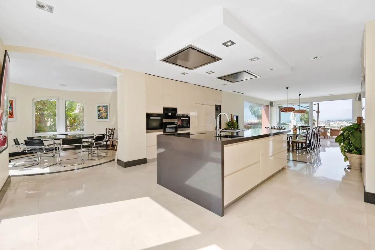 e5b9f21b-a98c-4ddf-92d0-9b5b890a3caf