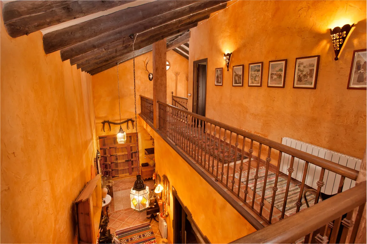 a2db40d9-b63e-493e-87e4-fcd72fbb49b8