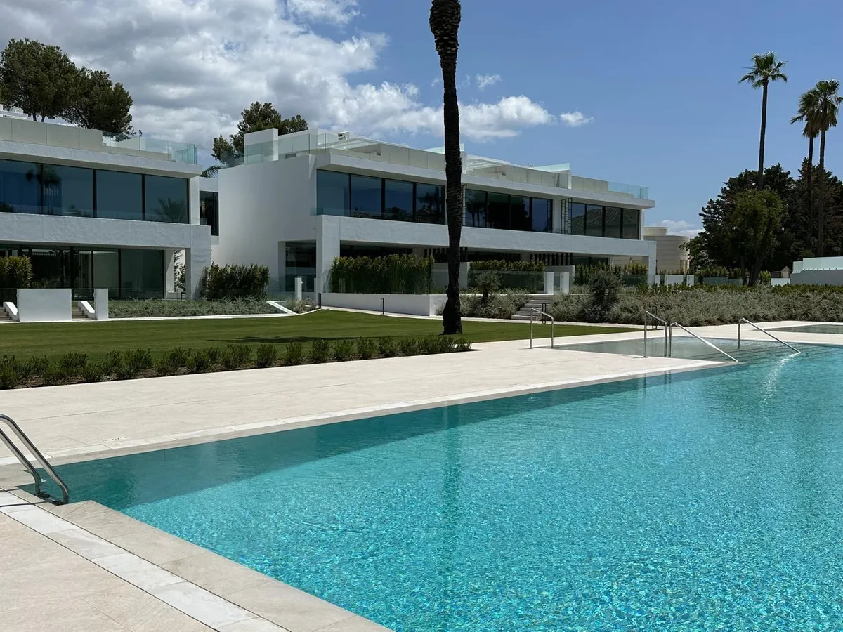 5cc490e5-3779-4e57-b164-a2a193bf405c