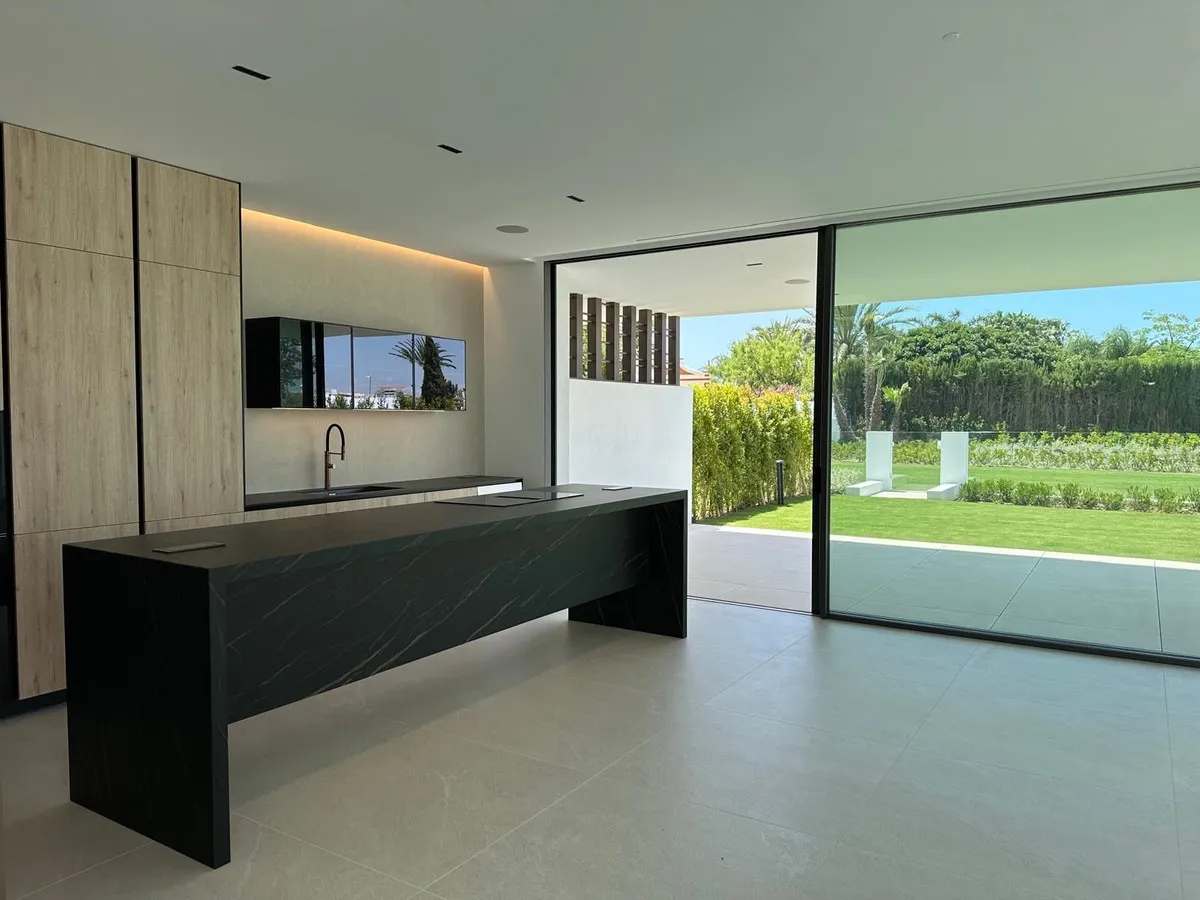 4e631568-b063-4ecd-8027-c142a879466b