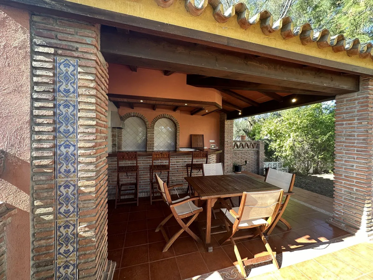 fddf391a-94d0-487b-bfa5-a0167d2e3762