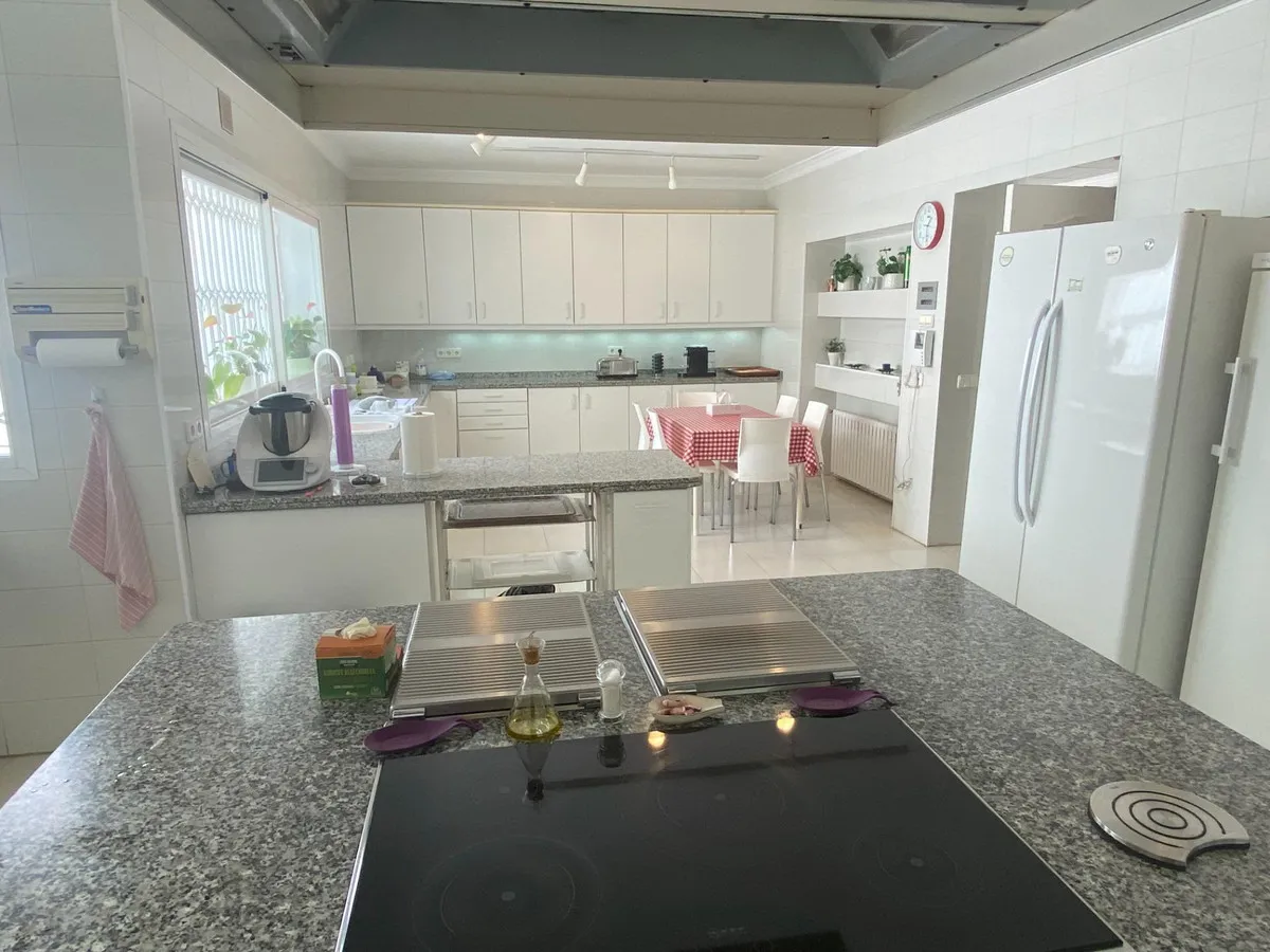 07cb8ea6-1b8b-409b-8586-565b06d6bafe