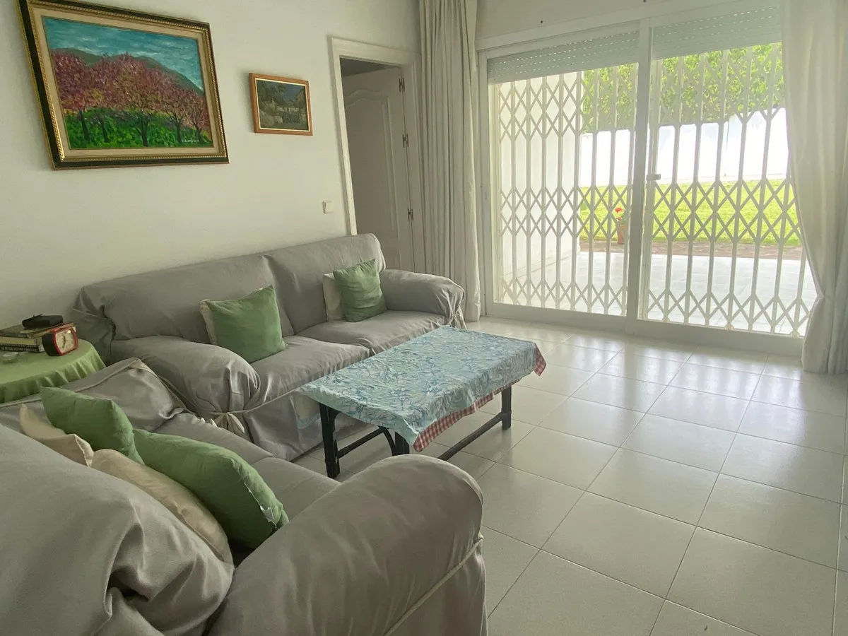 4402c689-ba49-44fb-a850-6ebb9fcdfbf1