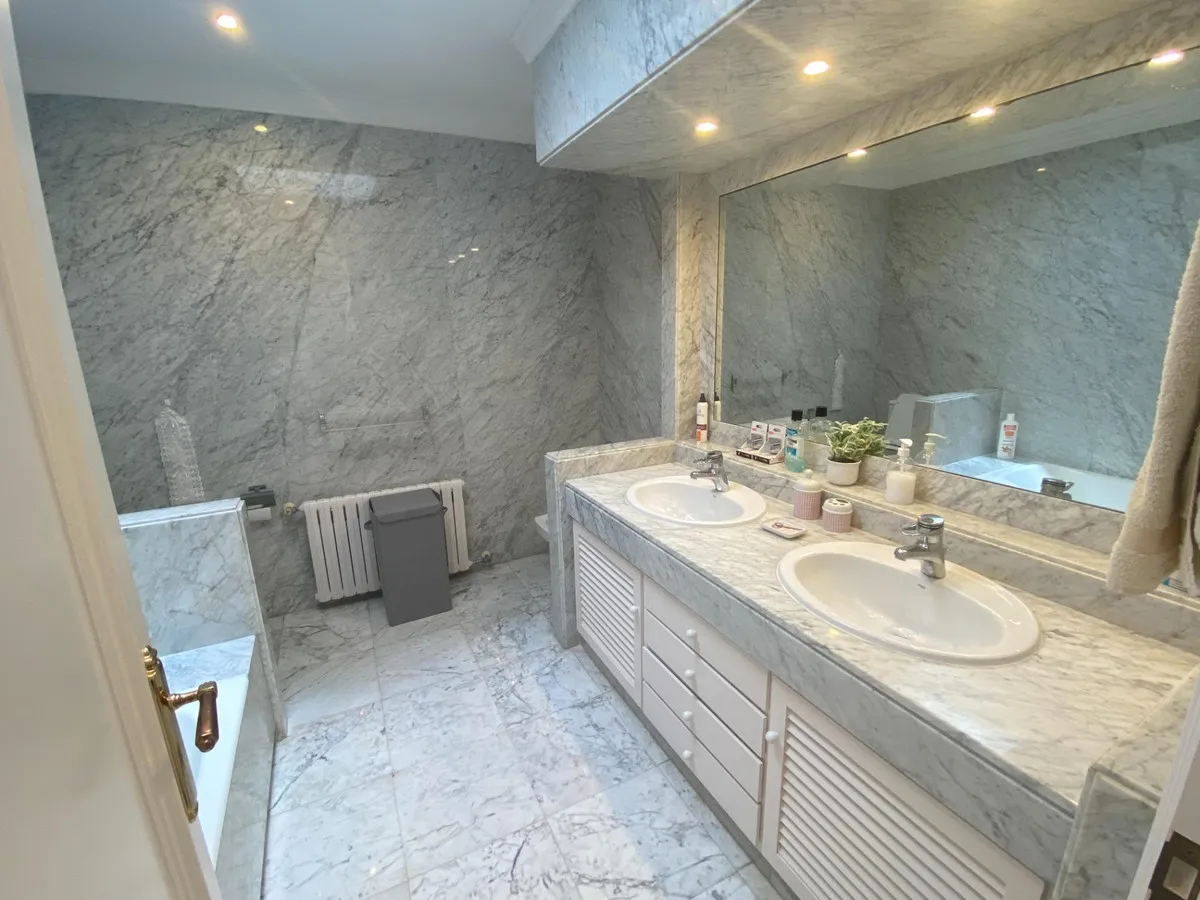 95b77e45-06ff-40bc-bdfb-859fa2e38e4a