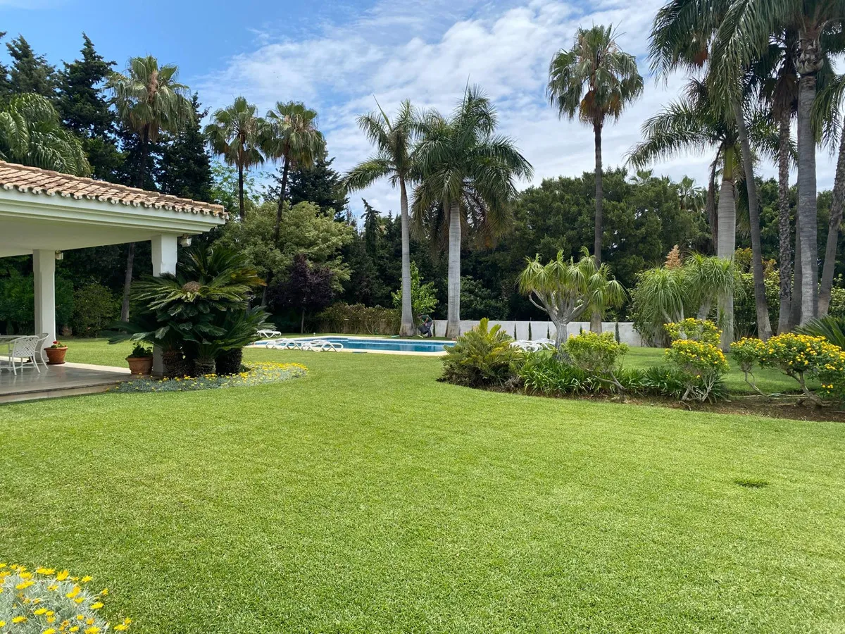 b6cf64ed-c4ad-4ece-a922-b5bb77f11a57