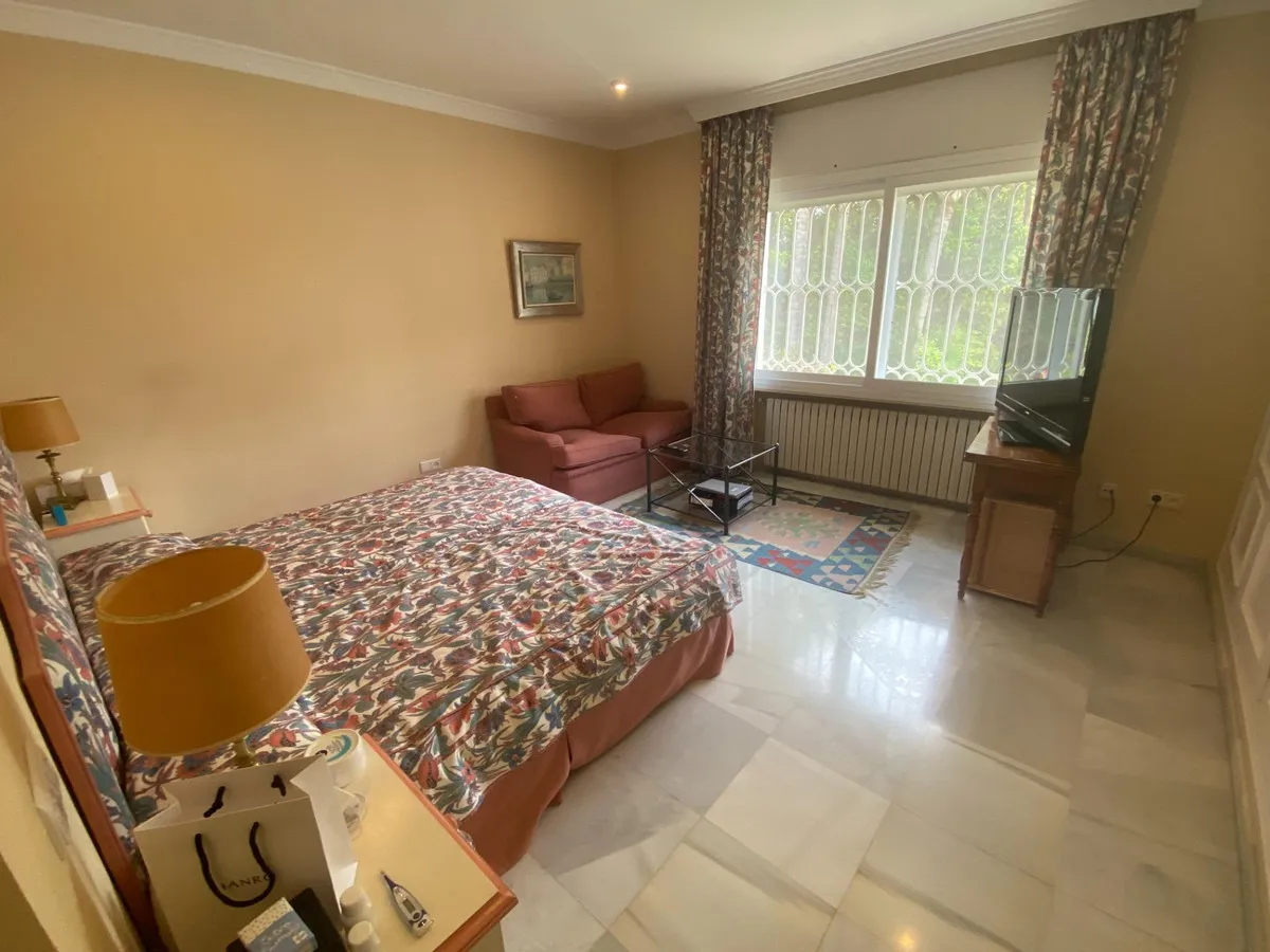 fb9f9a96-7f13-46c8-819f-e83c741ce4c4