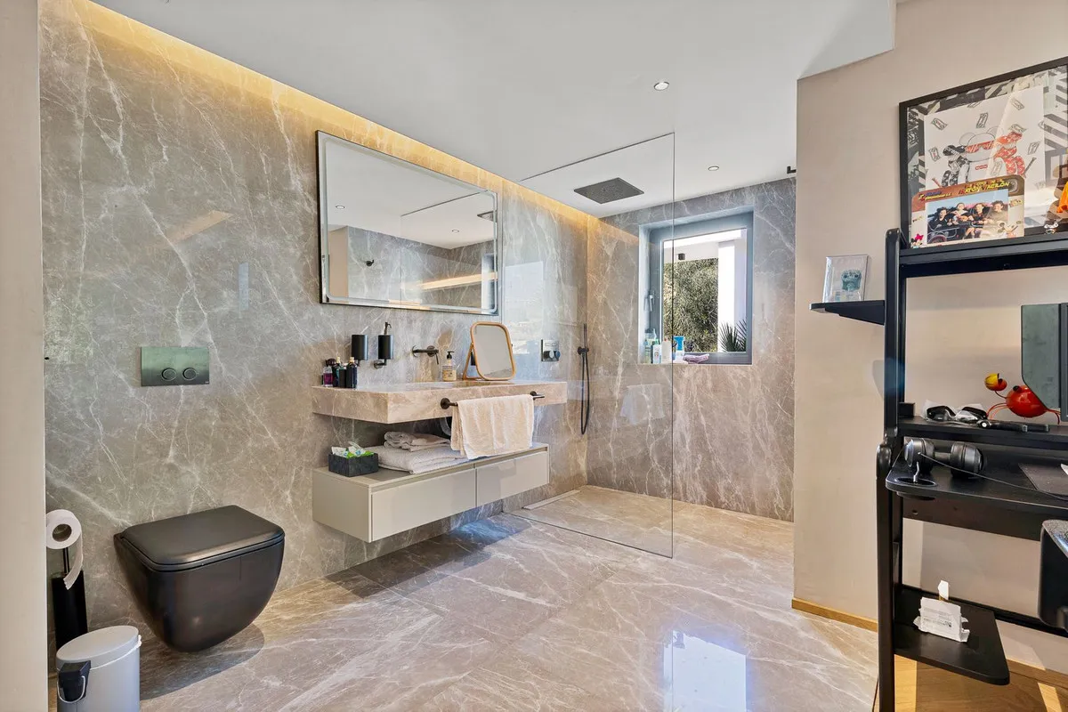 3179163e-d467-4dc5-bdea-af0823e0829d