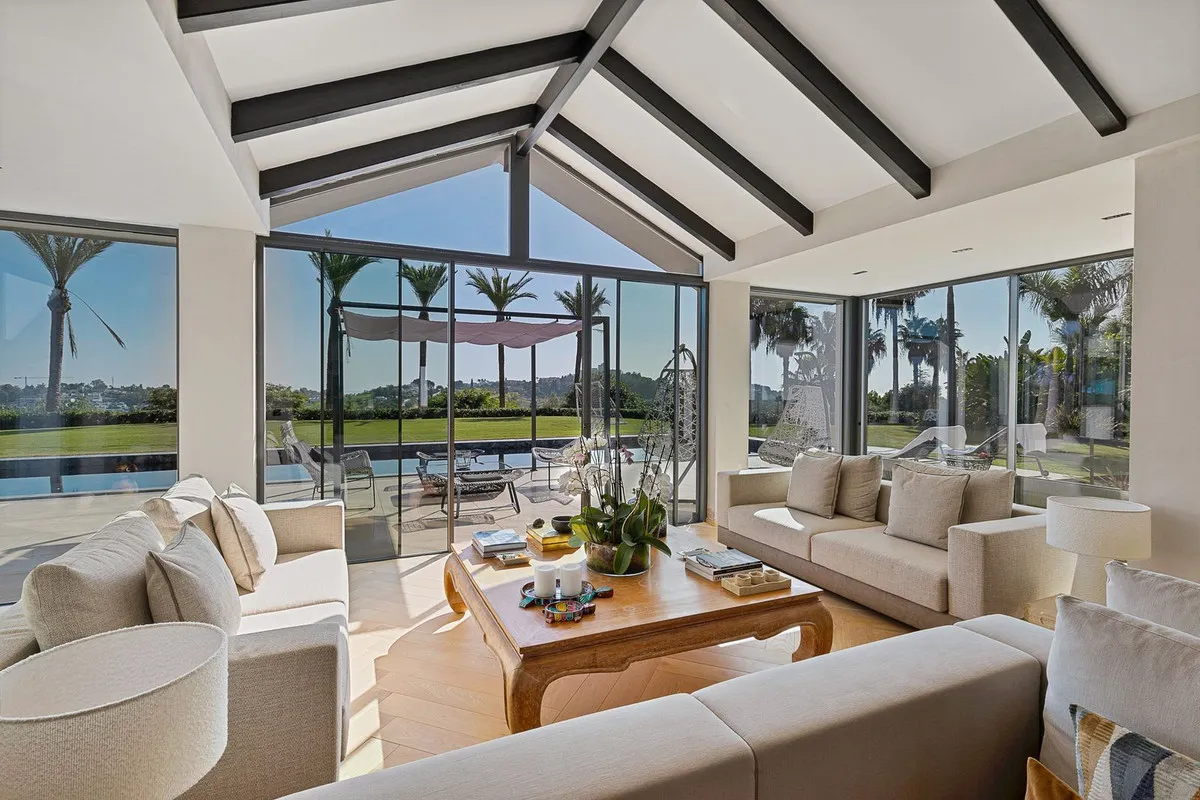 6aa08173-c051-4eaf-aa5c-9615e89e01de