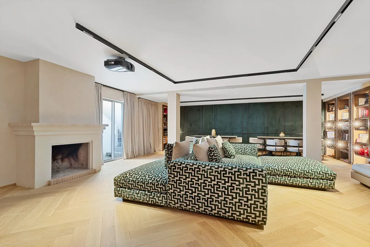 6aef97dd-293b-4deb-be1a-20dc2982ae29