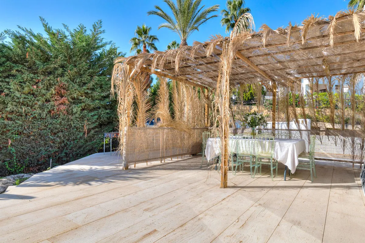 a5bd46c4-c2f5-496f-b2c9-3e66c8acb45f