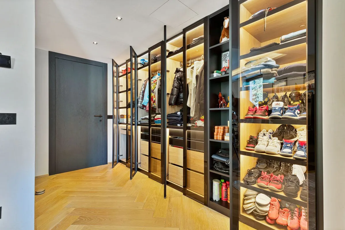 e3c1b724-593a-4445-bc94-80b0acb4721c