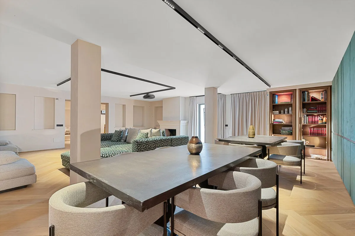 f9516c95-d198-4040-bbac-de10db0f7347