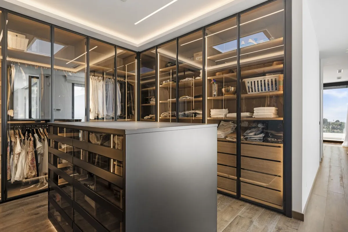 3d47ae2c-aac4-4976-b841-1d7f445f1c22