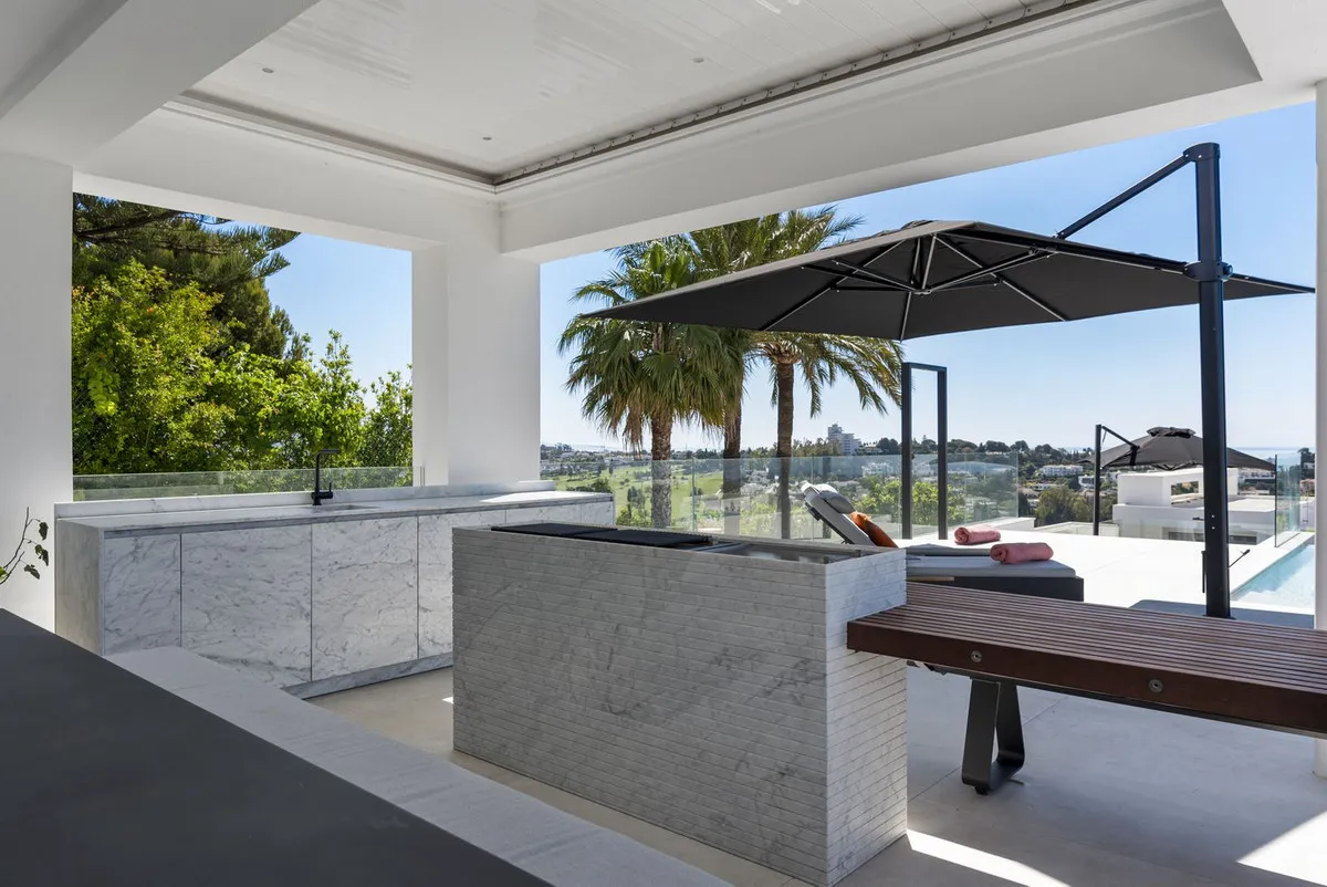 adac0d7d-98e5-4ac4-a6a6-3d10c33554c1