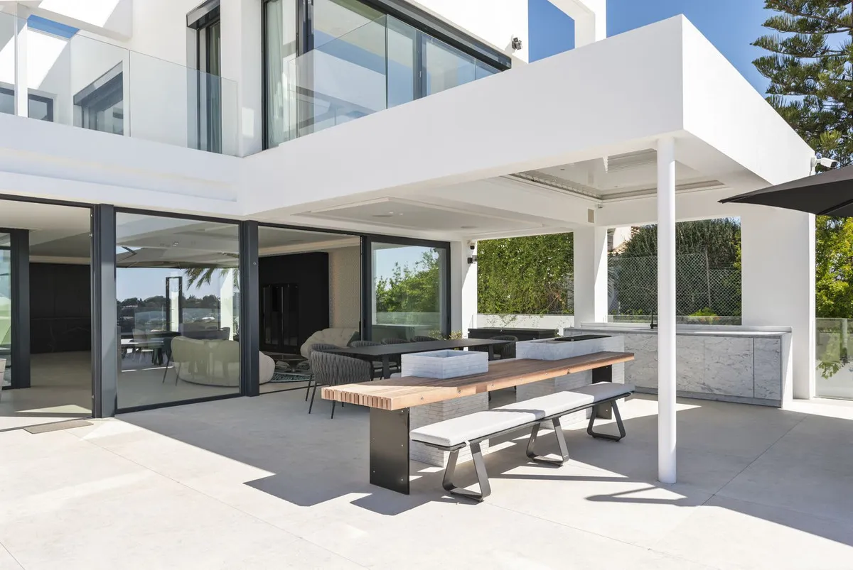 c91a3309-1f56-411d-bdf8-0d282051a7ca