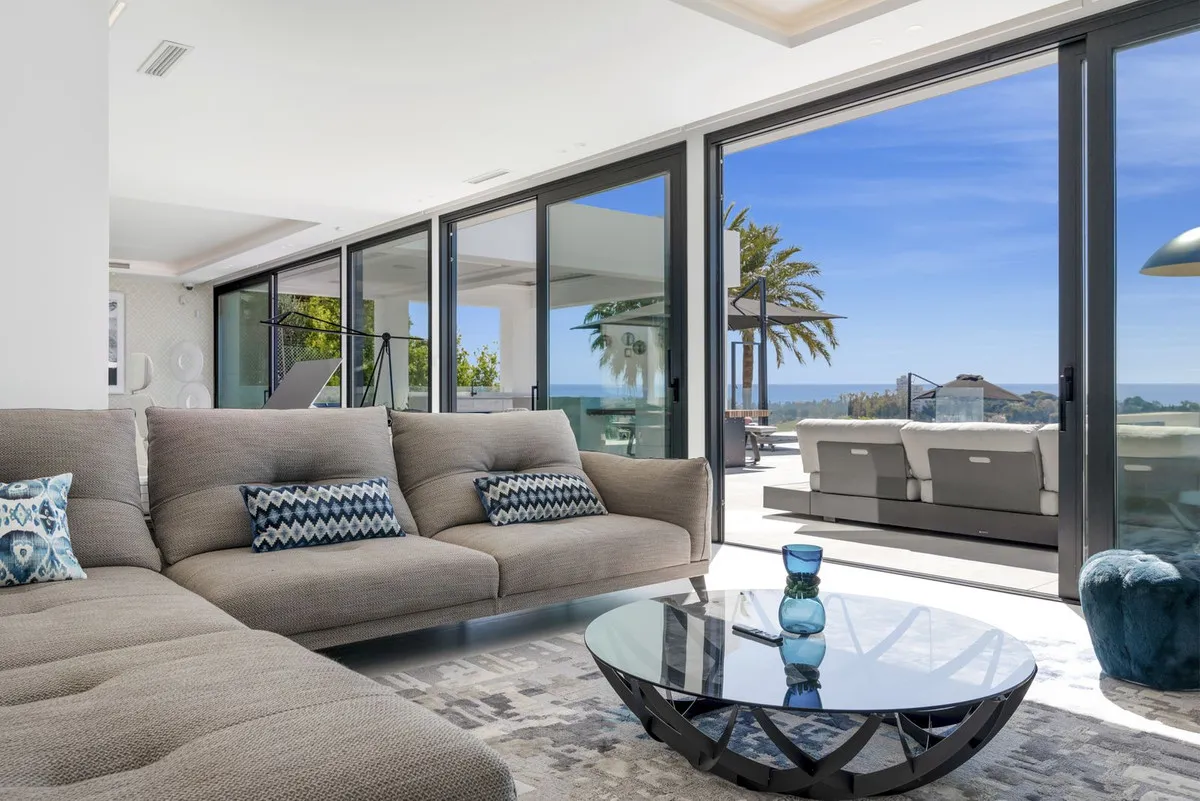 ec5396a7-1e04-46c9-99a1-ee694db11910