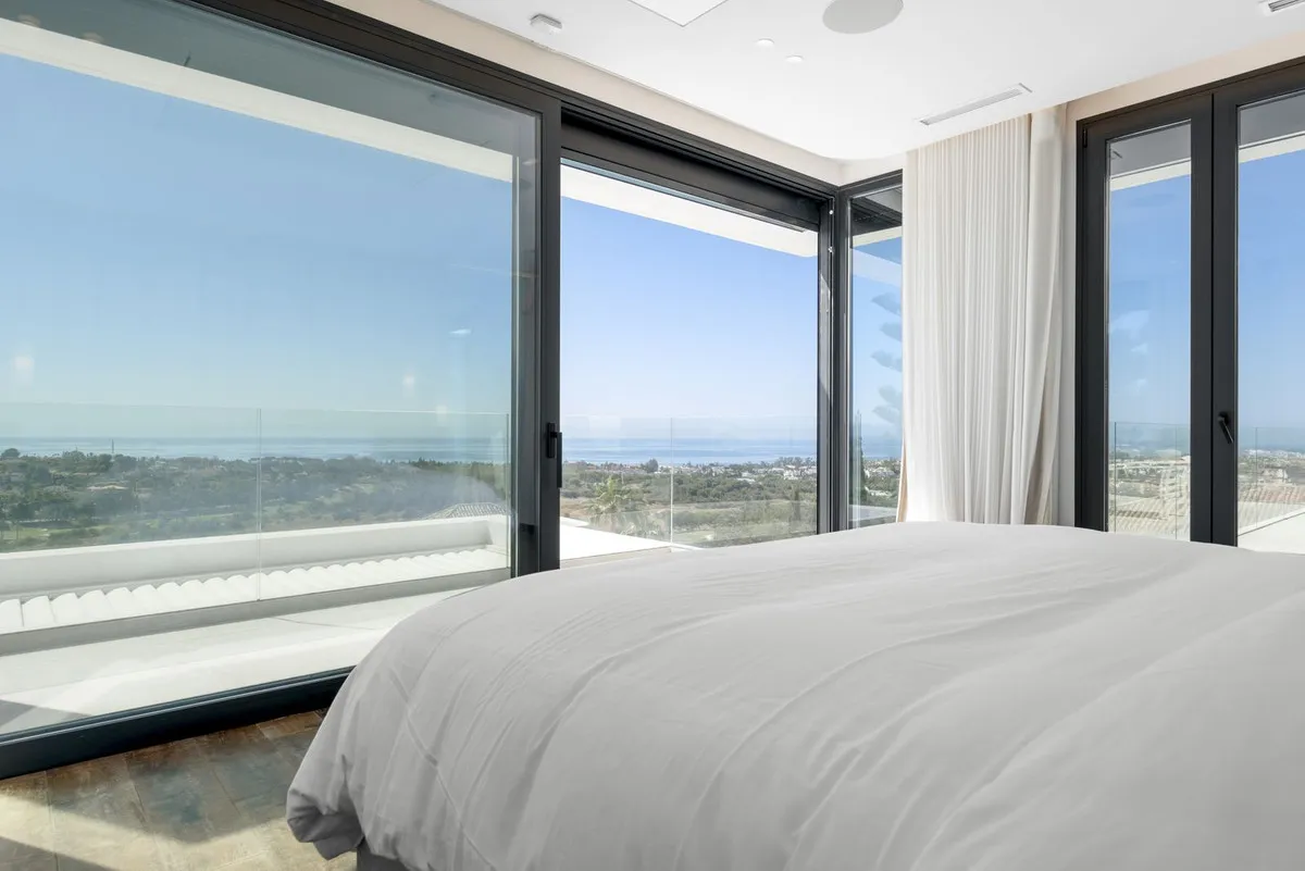 ed26f6a0-8930-434a-b6d3-68c56e009d78