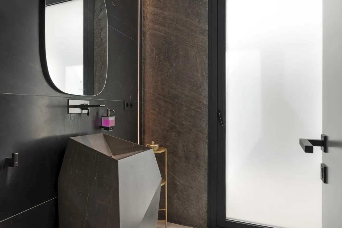 f1acfec5-f665-4886-86ad-853902b41543