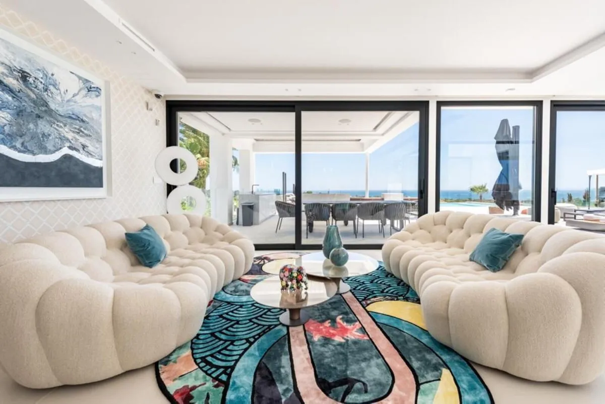 10b85c1f-b34f-4487-aee0-c2dbba96a934