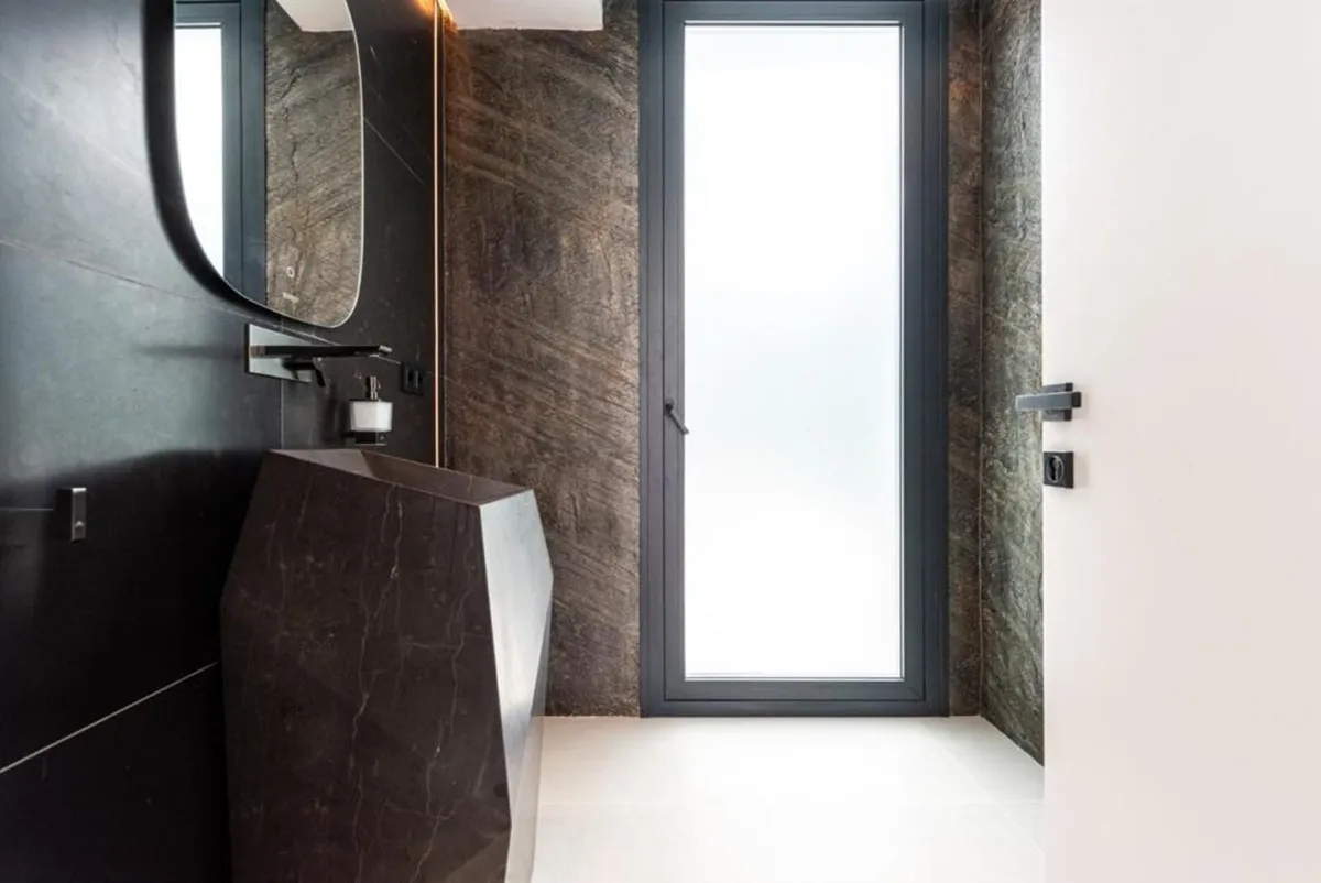 3cb6dd38-80e9-491f-a342-ad6a3470d152