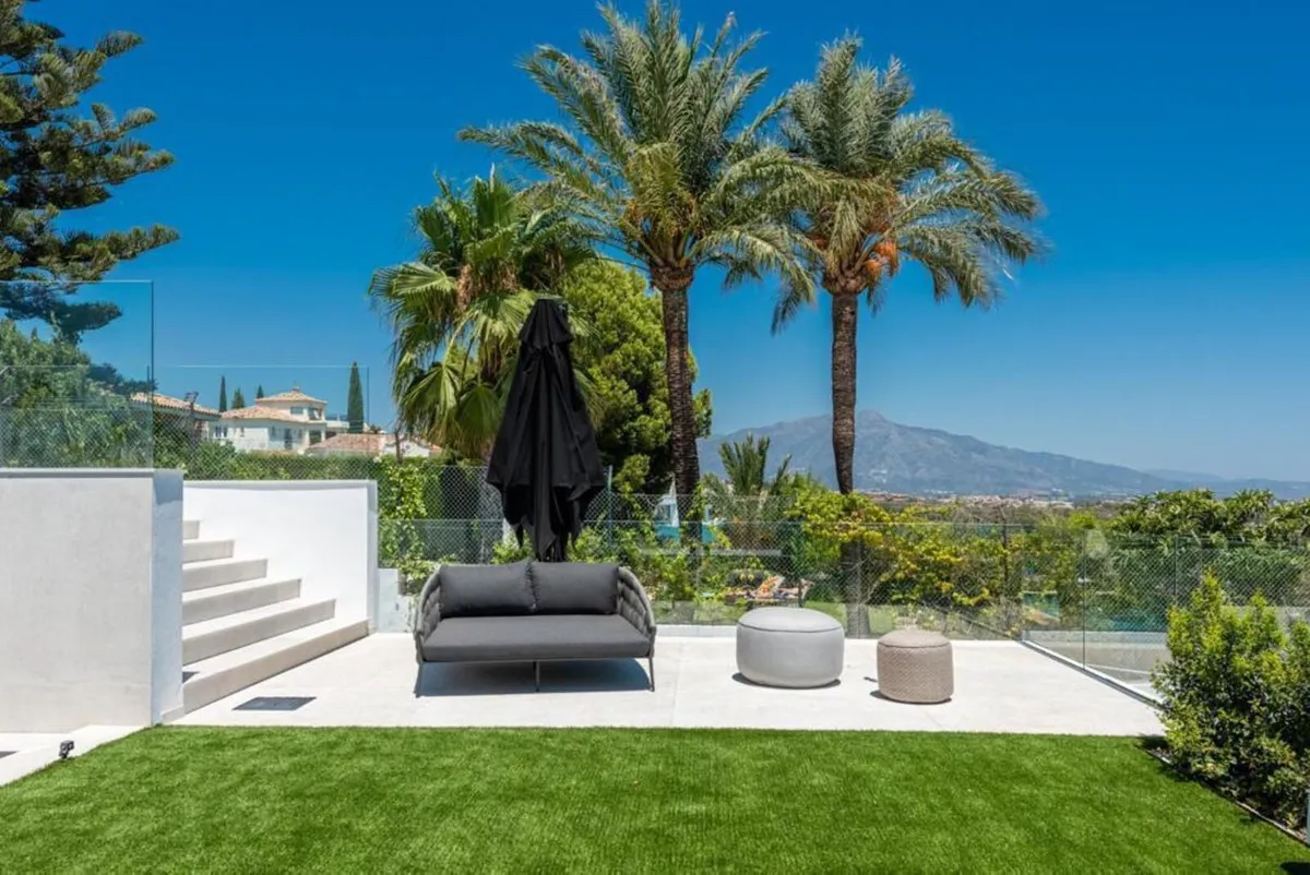 b5698332-eebd-4a1d-974b-511ba7f2bff4