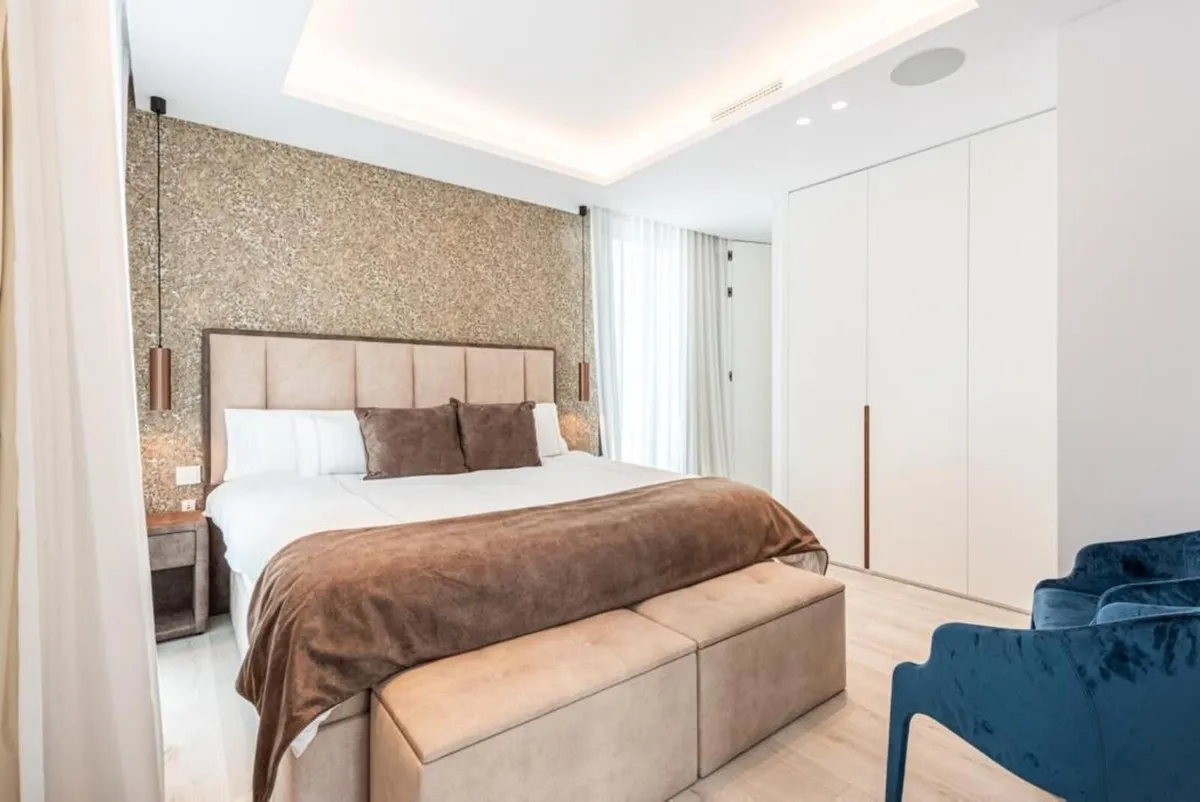 c996dff5-c3d2-48cb-8515-d64007df9a4f