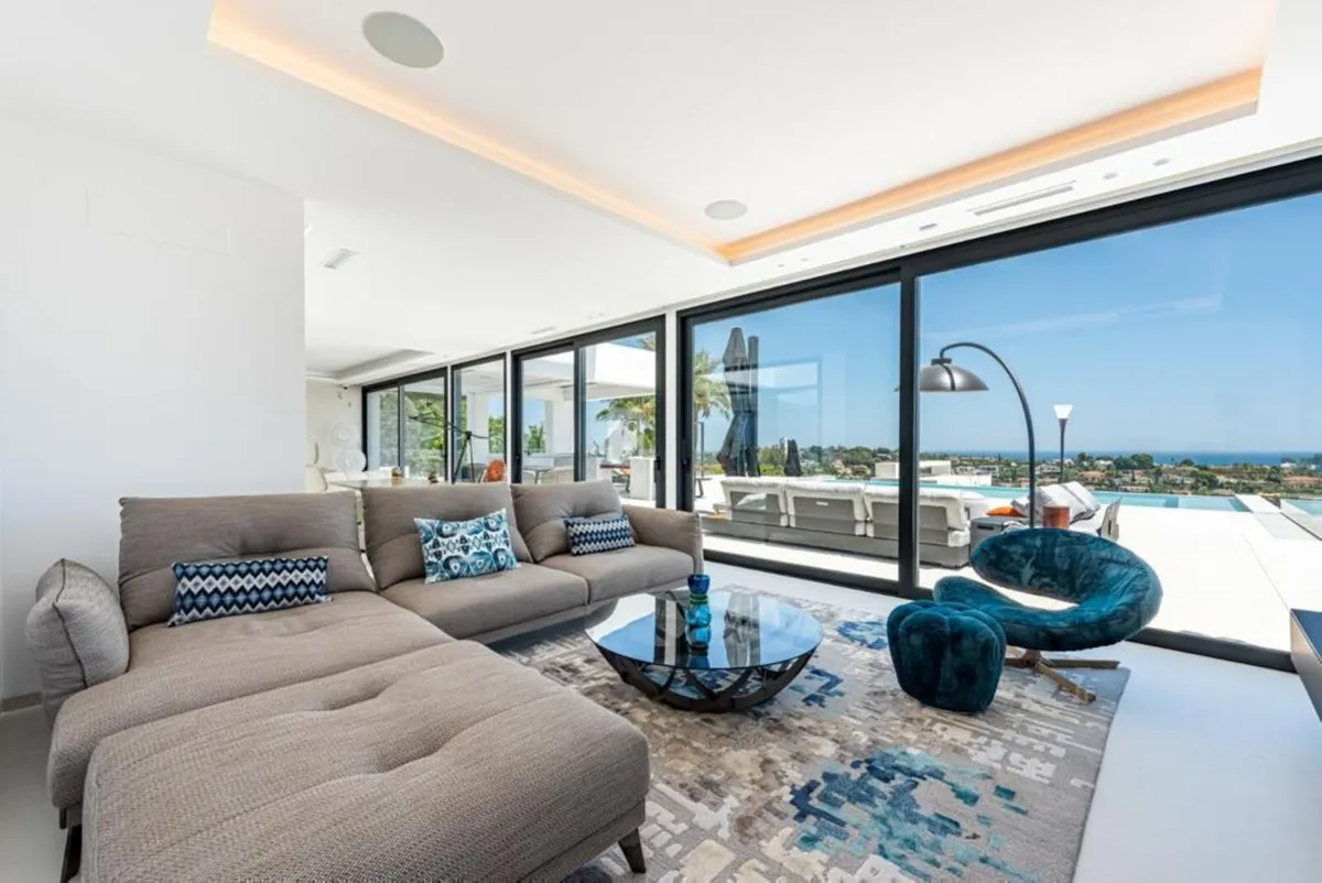 cf8beee1-3bb9-4e9a-9a78-79520aadc8f7