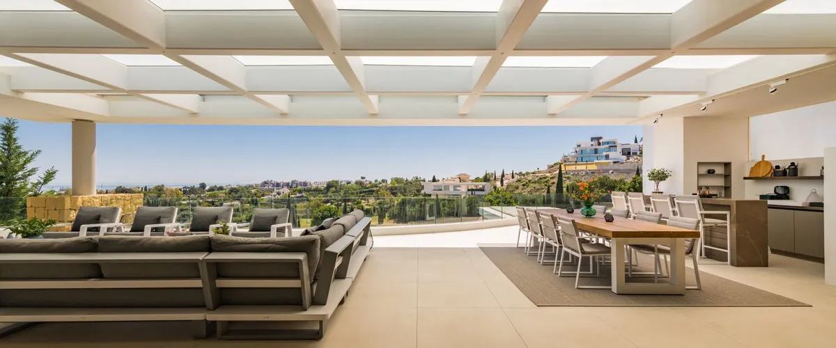 2e9c0935-8060-4a25-bed5-58cca3554b1d